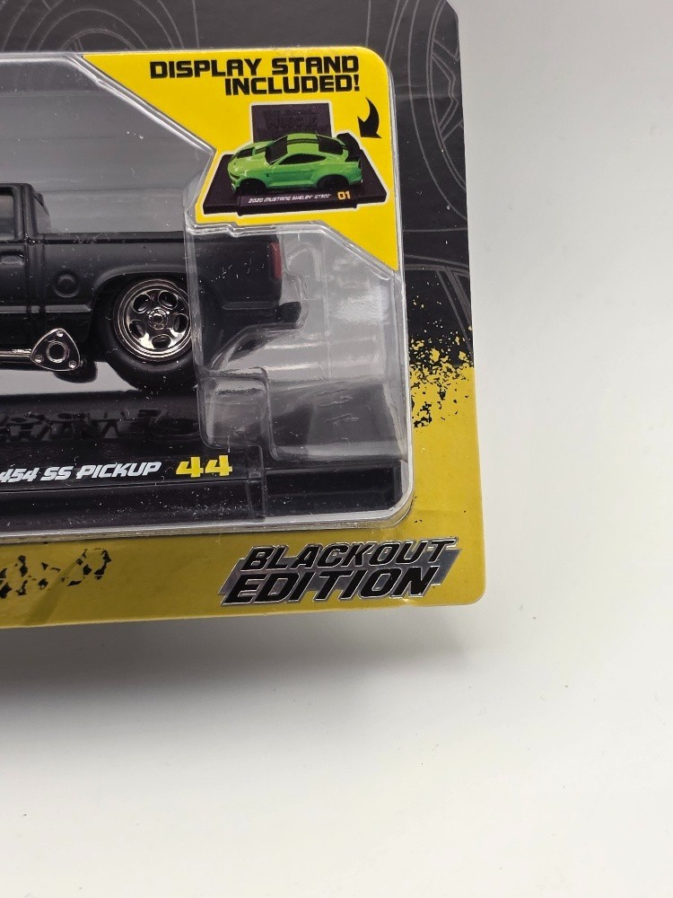 Muscle Machines 1993 Chevrolet 454 SS Pickup #44 By Maisto Matte Black (WN)