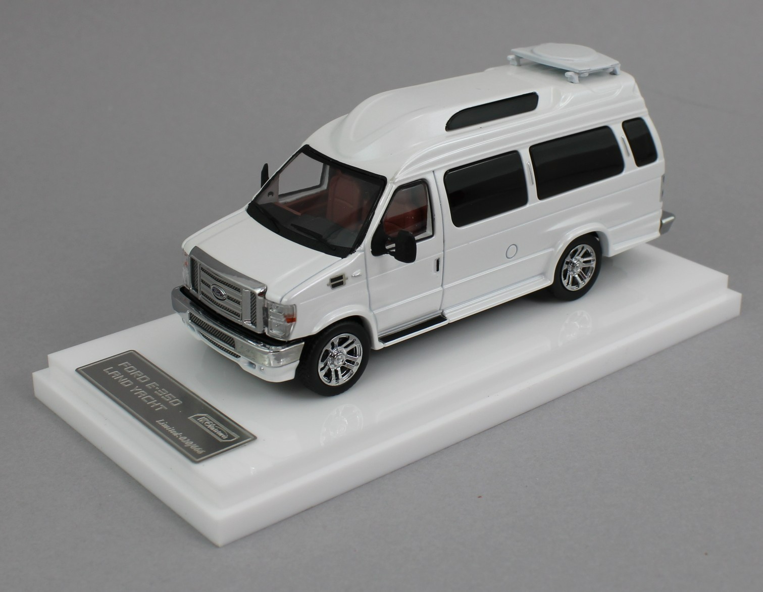 1:64 *MK MINIATURES* WHITE Ford E-350 XLT LAND YACHT Conversion Van Diecast NIB