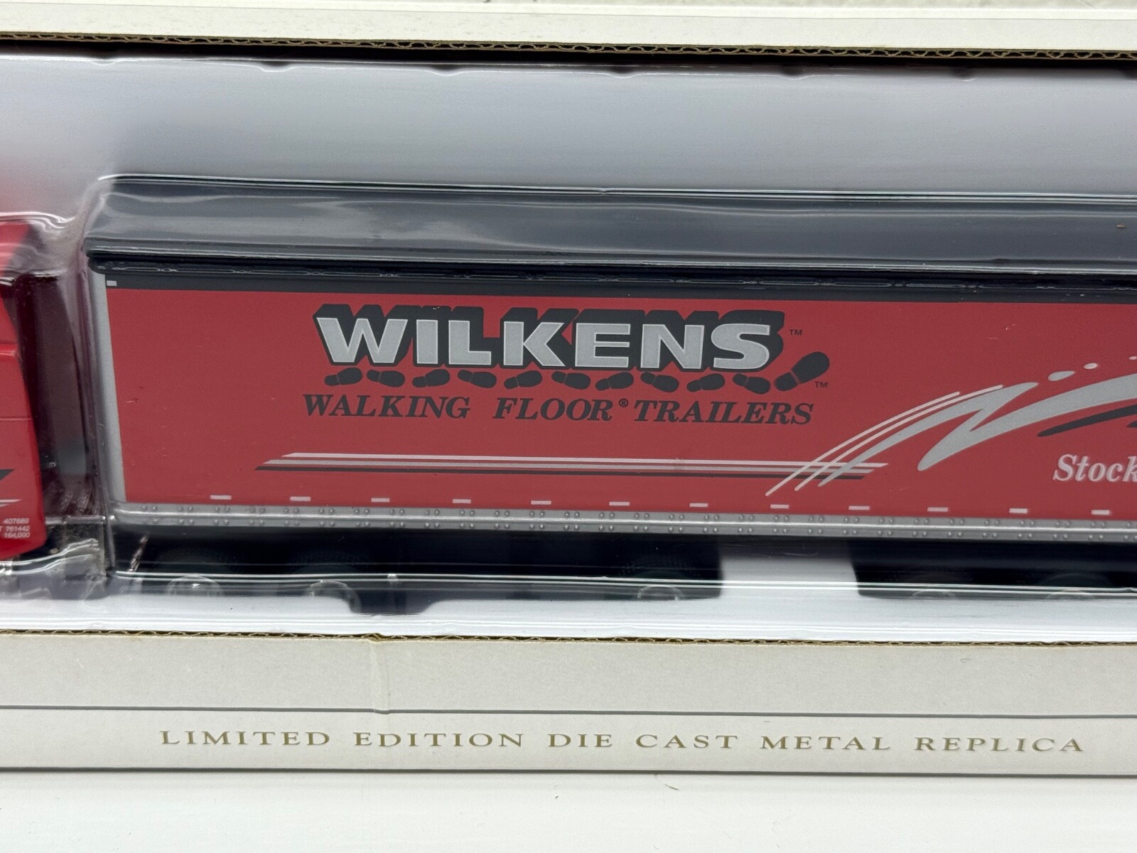 WILKENS Walking Floor Trailer Peterbilt #32848 SPECCAST Die-Cast Limited Edition