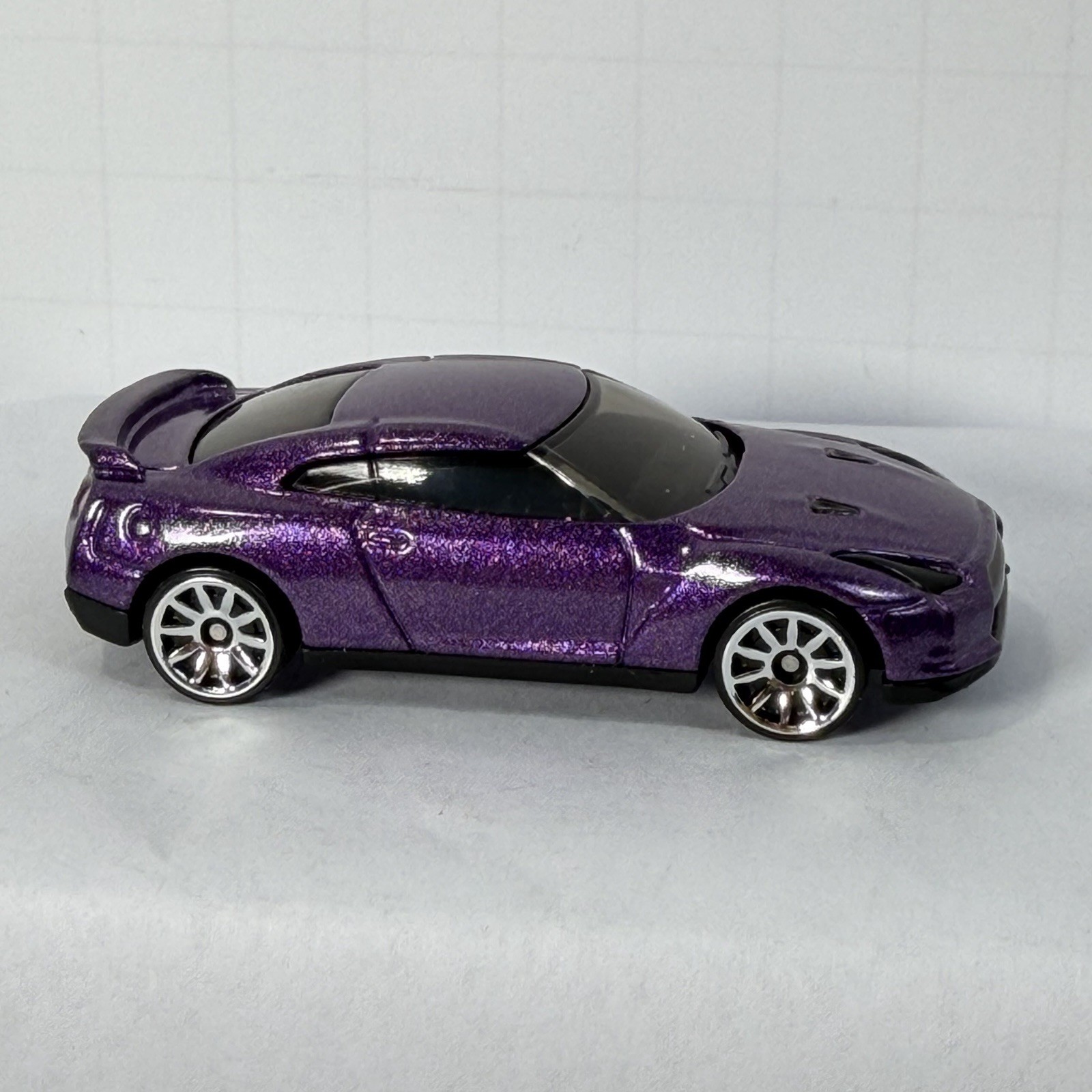 2026 Hot Wheels ’09 Nissan Skyline GT-R (R35) Purple Metallic HW Motor Show 1:64