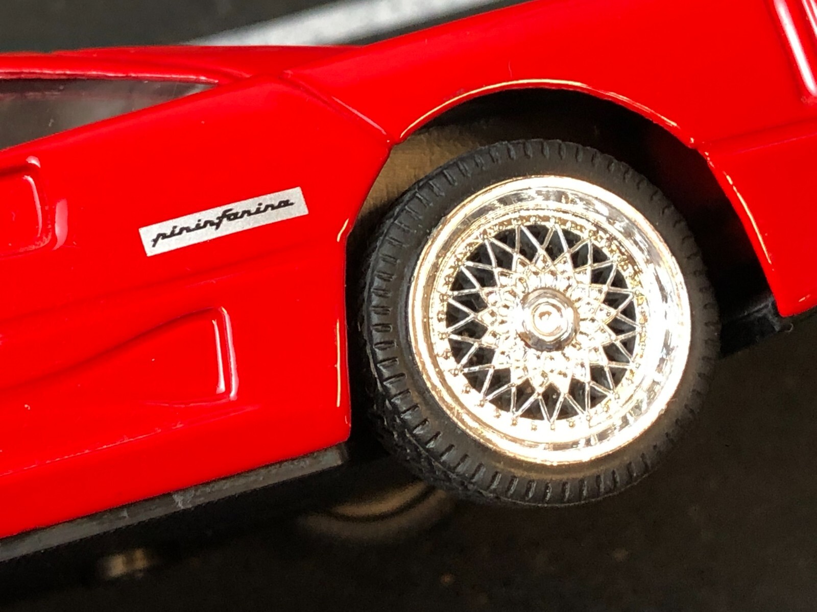 SUNNY SIDE SS7704 1:24 Diecast Model RED 1987 FERRARI F40 Opening Doors NO BOX