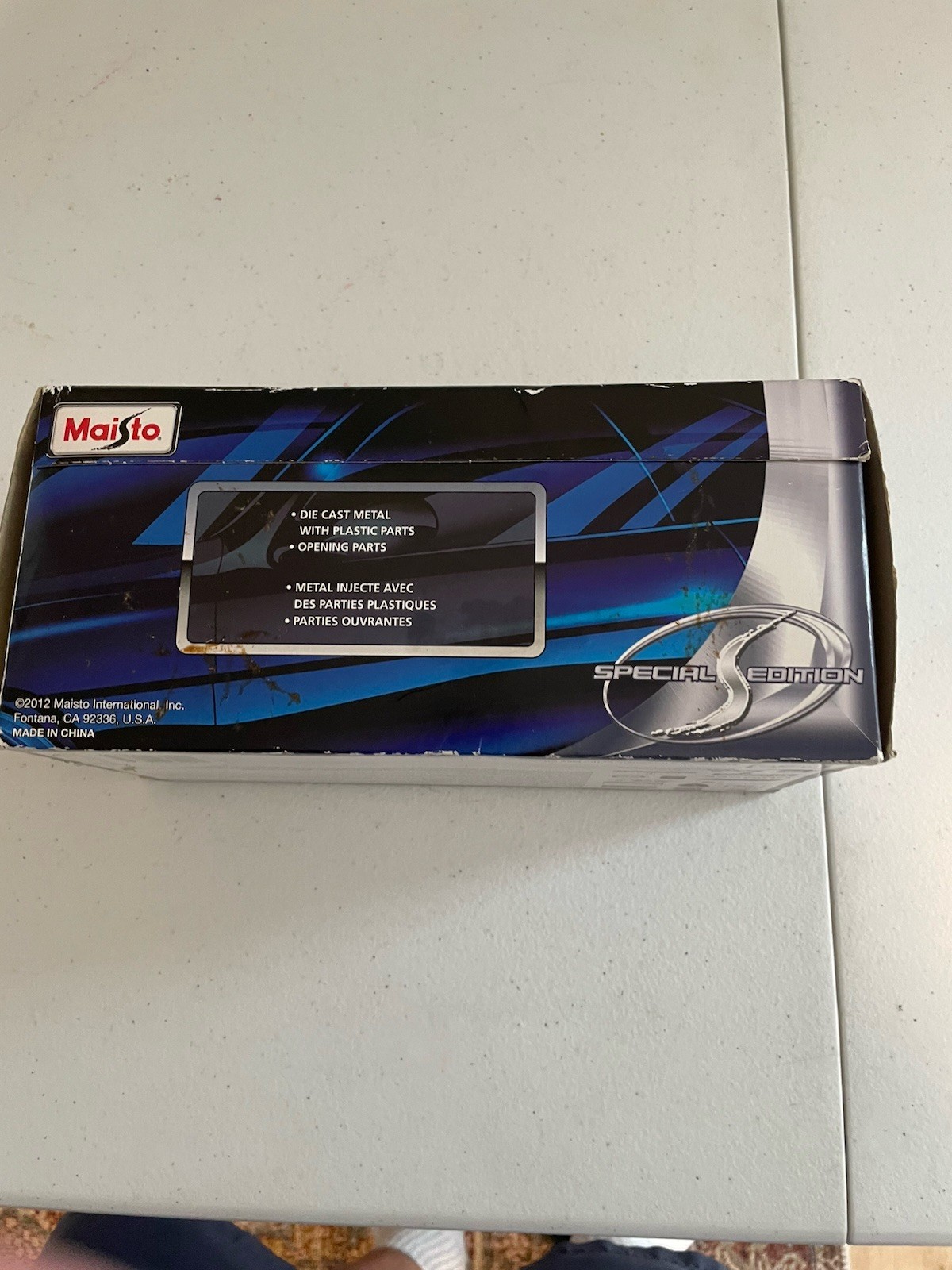 Maisto Volkswagen New Beetle Cabriolet Diecast 1:25 Light Blue