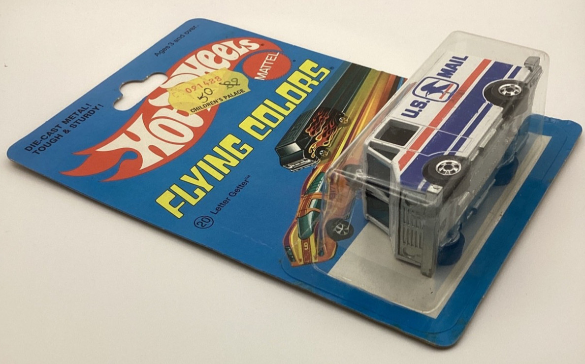 Hot Wheels vintage 1977 Letter Getter, #9643 U.S. Mail truck on near mint card