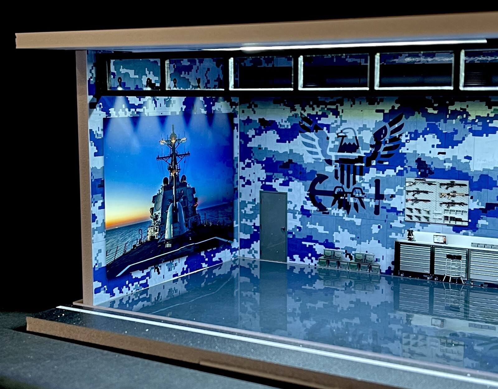 Navy Garage Hot WheelZ Theme 1:64 Model Diorama LED Lighting!