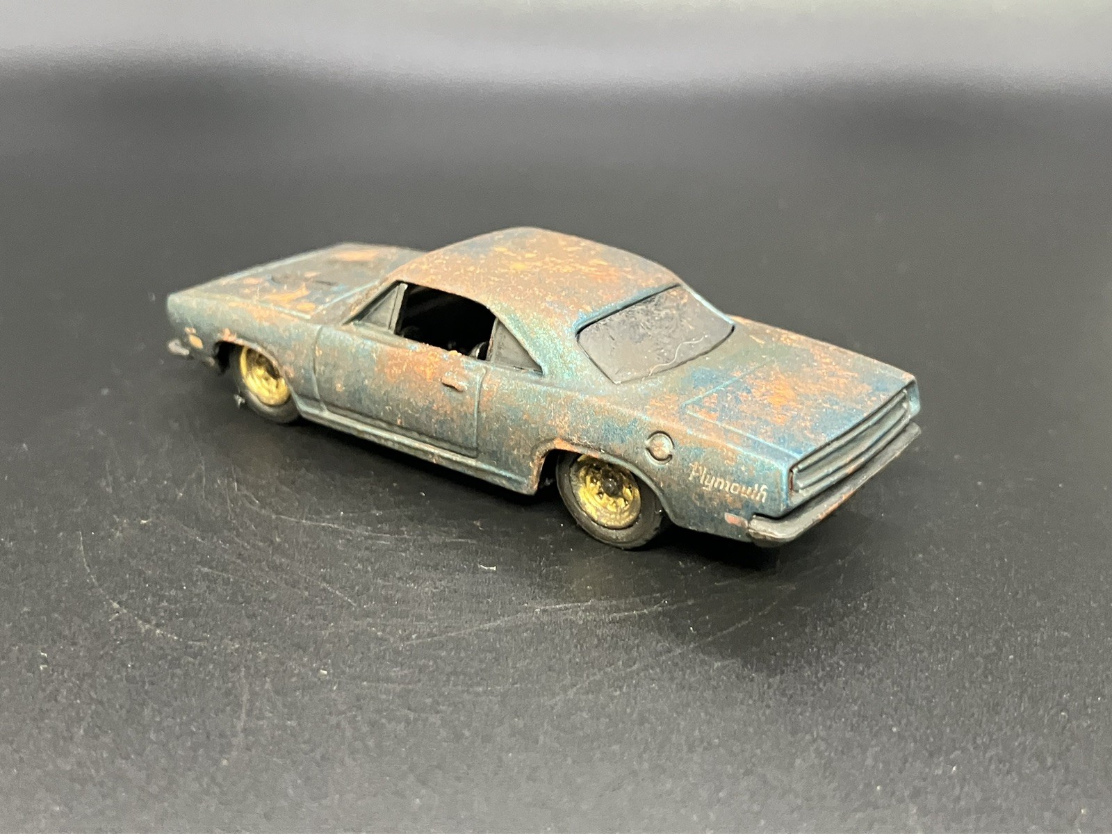 1968 Plymouth Barracuda Weathered Rusty Custom 1/64 Diecast Barn Find Hot Wheels