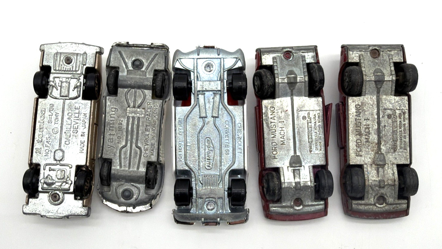 Mixed Lot of 19 Toy Cars Various Brands Mostly 1:64 Many Vintage
