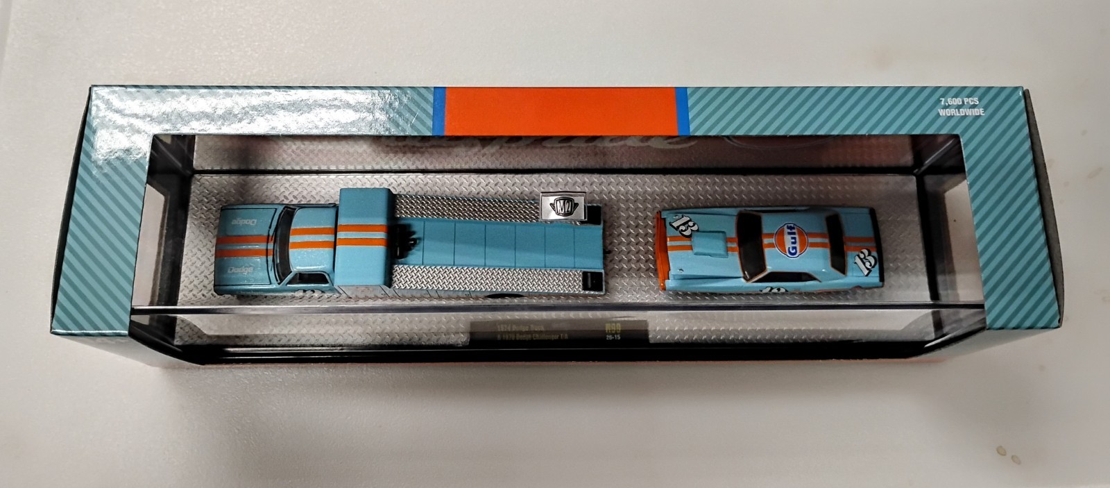 M2 Machines Auto Haulers R99 Gulf 1974 Dodge Truck & 1970 Dodge Challenger T/A
