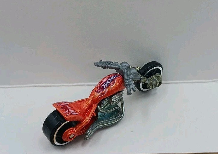 HOT WHEELS Blast Lane Motorcycle Red Flames Diecast Metalic Orange