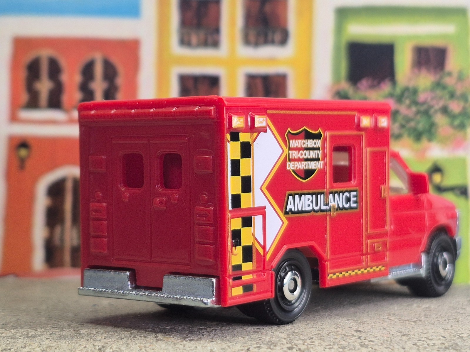 ’26 MATCHBOX 2009 FORD E-350 AMBULANCE LOOSE 1:64 SCALE RESCUE SERIES