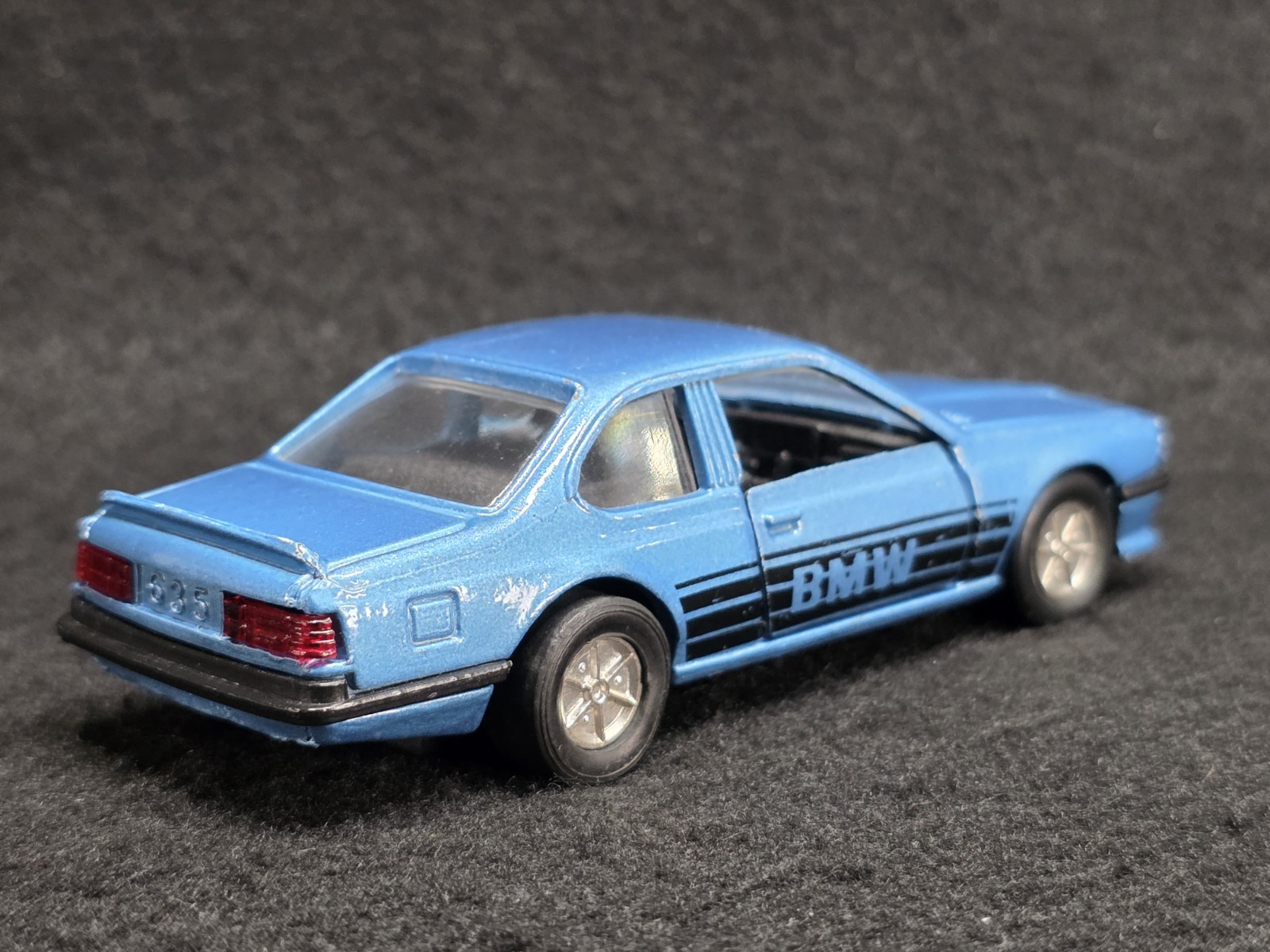 1/41 Sunnyside SS-907 BMW 635 CSi Pullback – Blue
