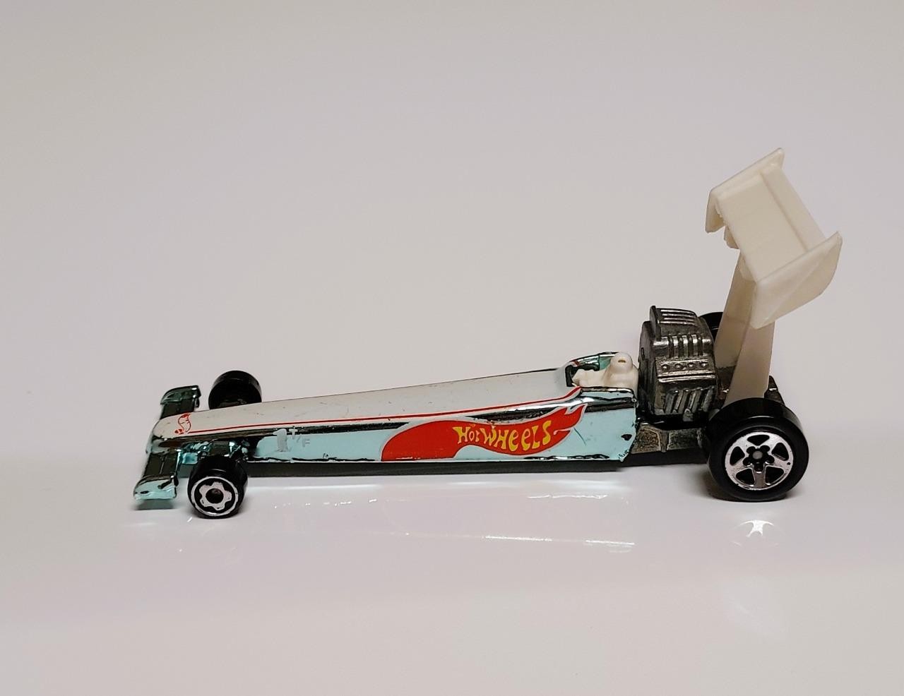 Hot Wheels Driven to the Max Rear Engine Dragster in Chrome Racing Metals Series