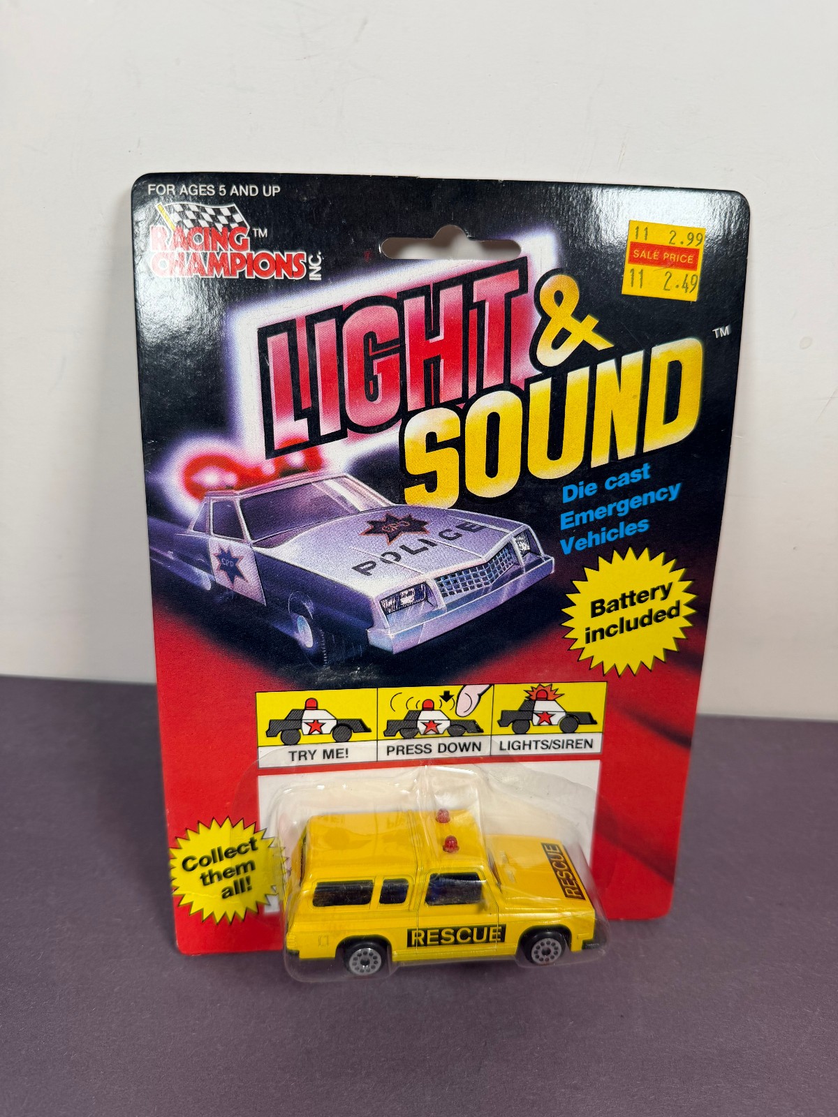 Racing Champions Light & Sound RESCUE Emergency Vehicle Vintage 1989