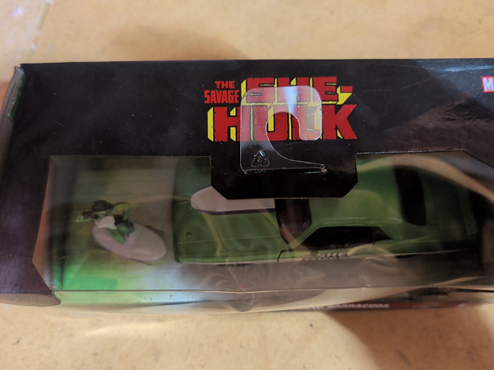 Jada Toys Hollywood Rides: Marvel “She-Hulk” & 73 Plymouth Barracuda 1/32 Scale