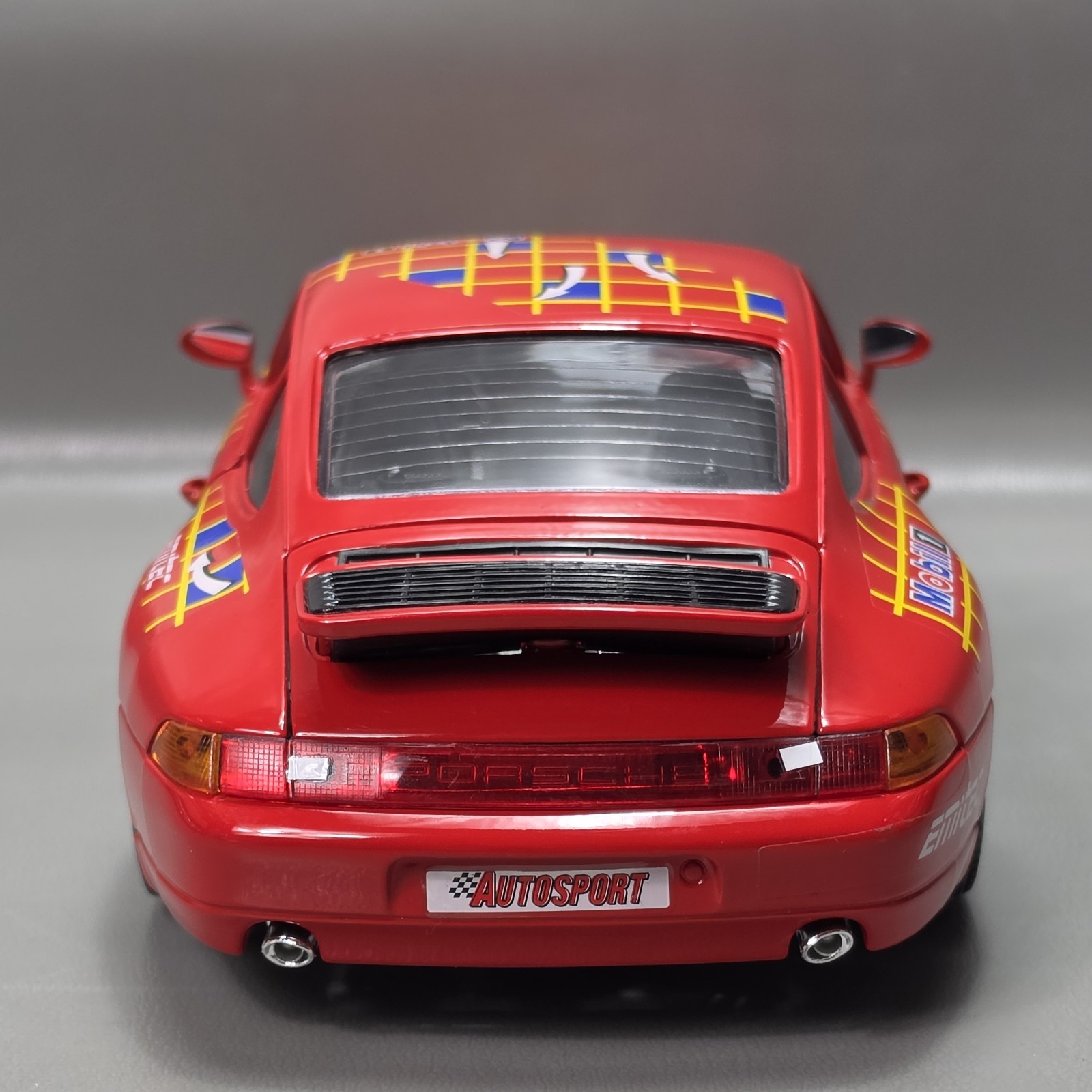 Bburago 1993 Porsche Carrera 911 Super Cup Ditrans Red 1:18 Scale Diecast