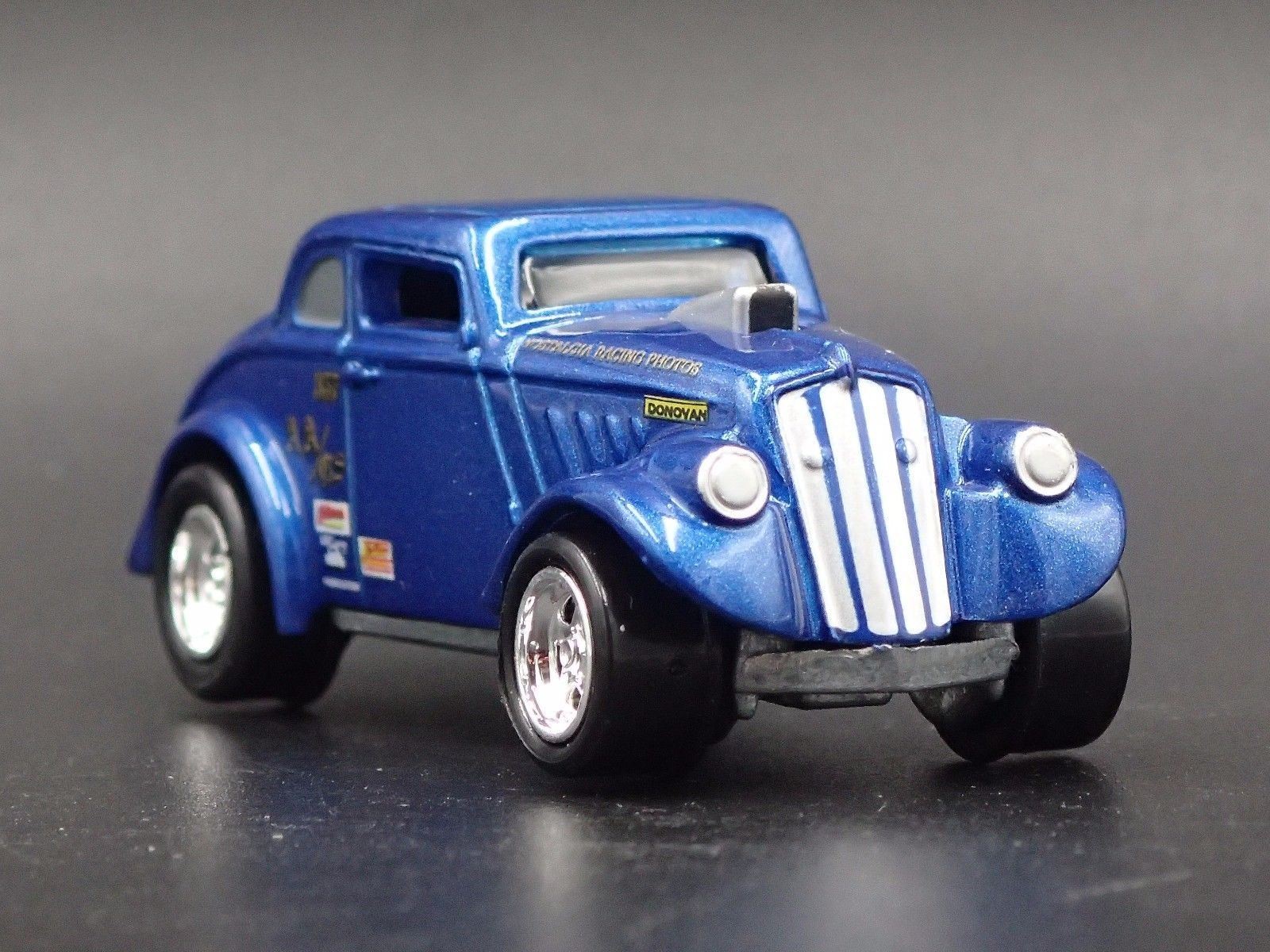 1933 33 WILLYS GASSER COUPE NHRA RARE 1:64 SCALE DIORAMA DIECAST MODEL CAR