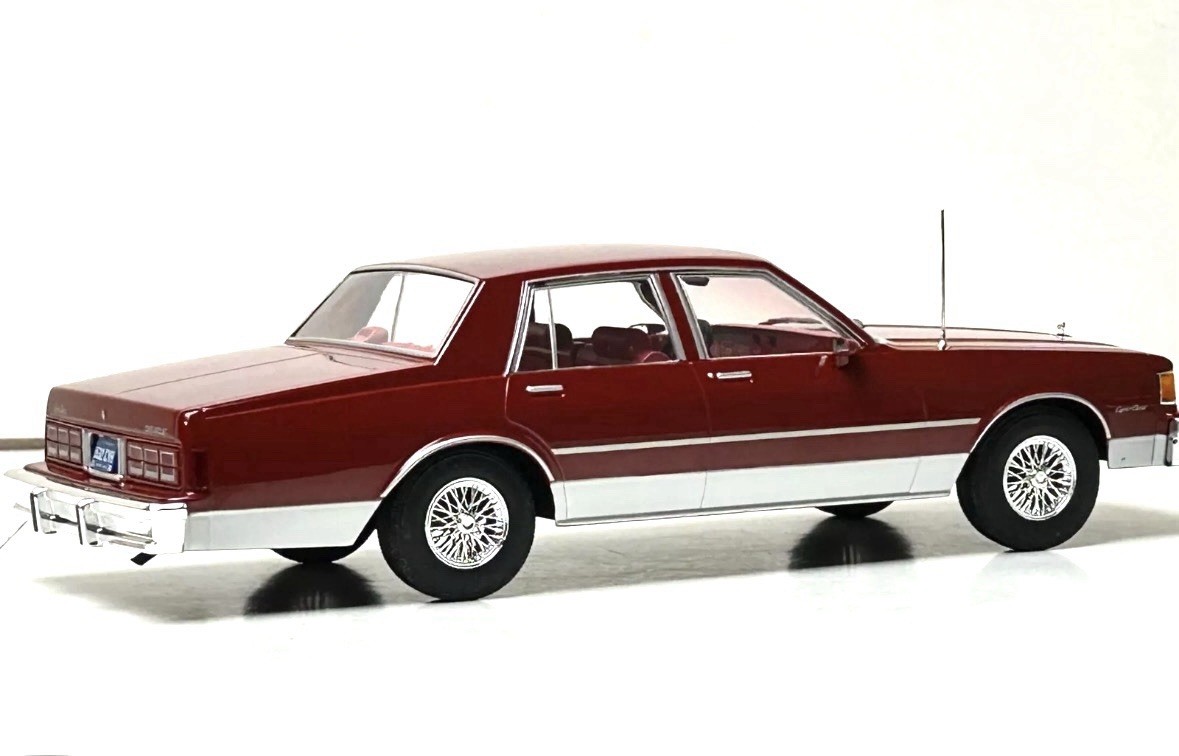 1985 Chevrolet Caprice Classic Sedan Red 1/18 MCG HTF !