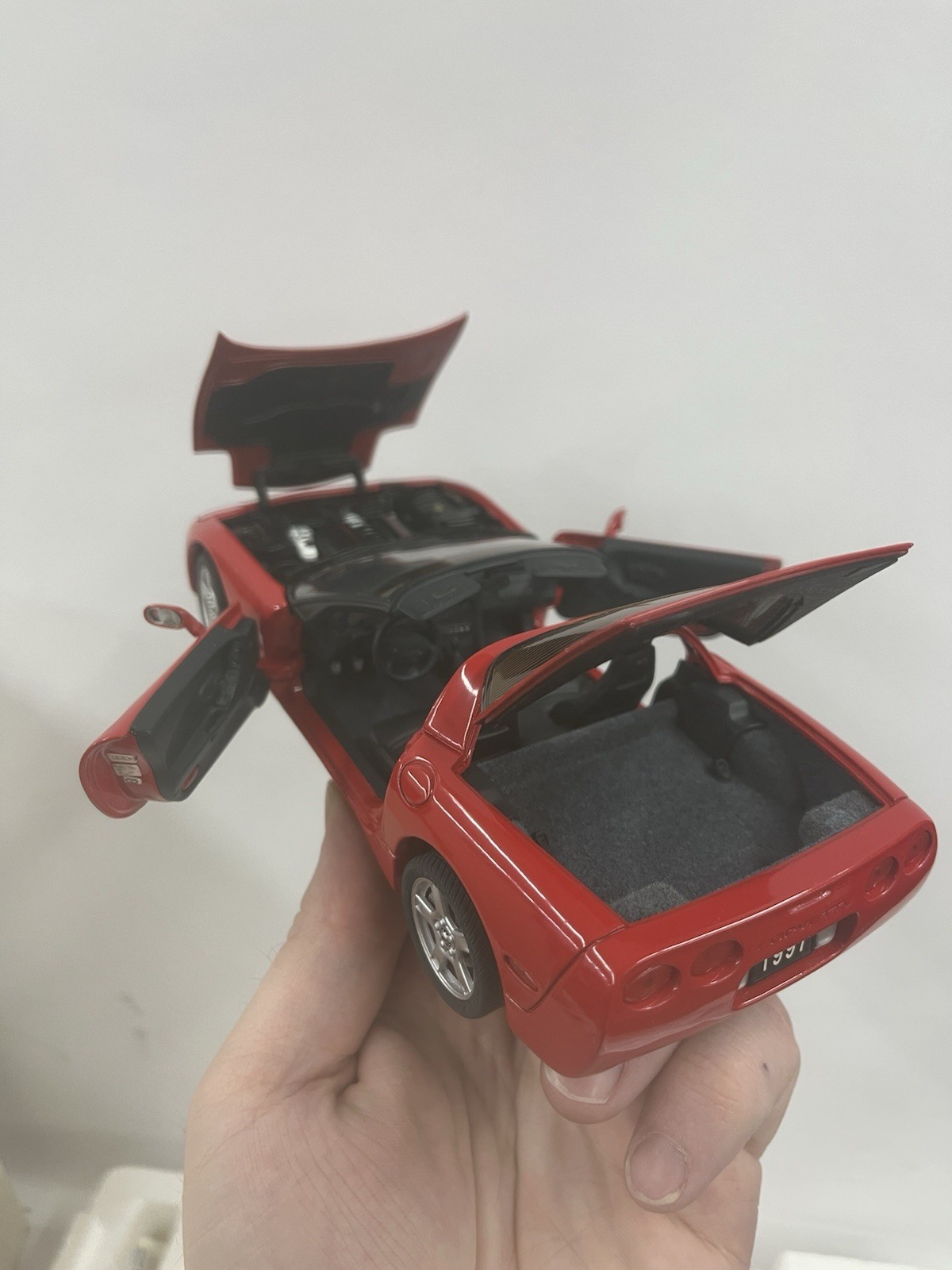 1997 CORVETTE COUPE PARTS CAR BY FRANKLIN MINT– RED Preowned Please See Photos