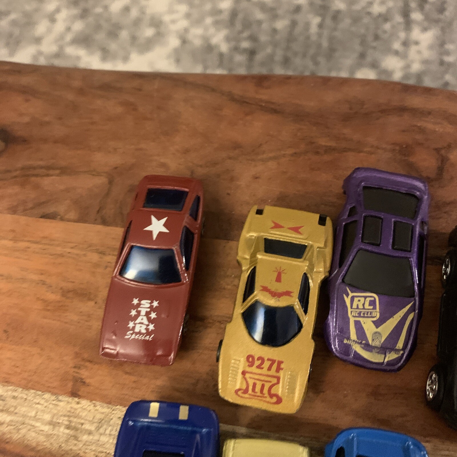 1/64 Scale vintage Vehicle Diecast Toys Suntoys And Other Assorted 35 Cars