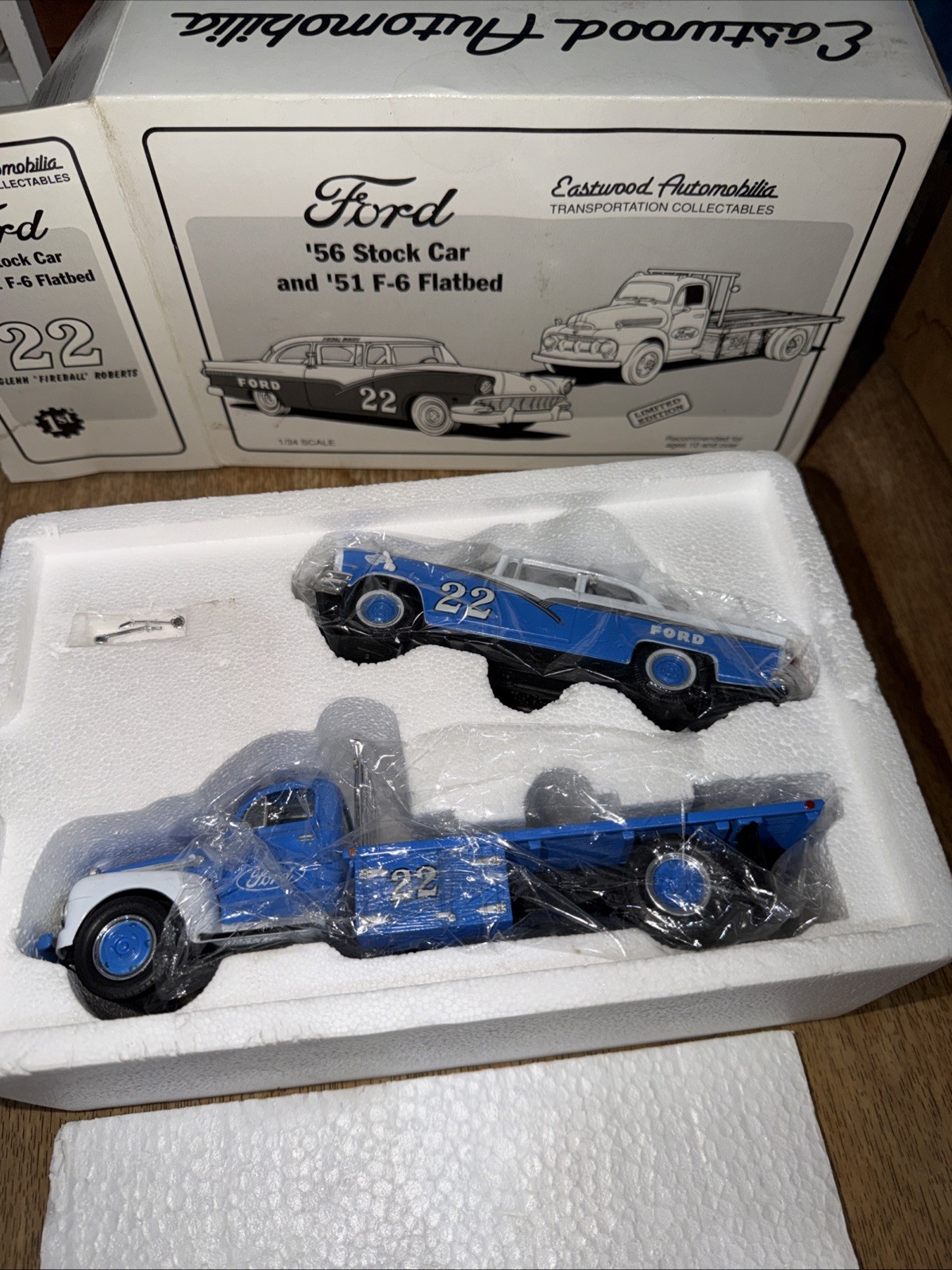 Eastwood Automobilia Ford ’56 Stock Car ’51 F-6 Flatbed 1:34 Diecast Blue New