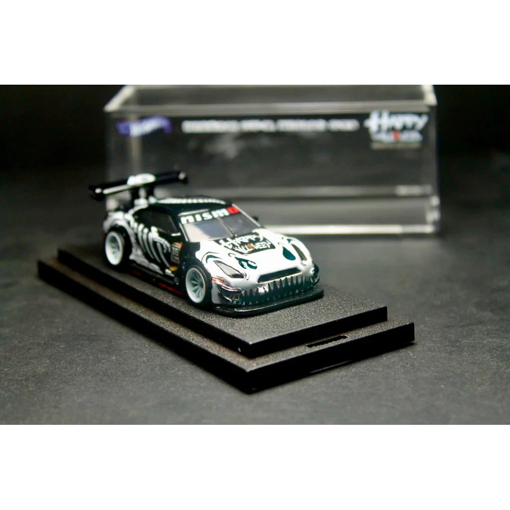 NEW Hot Wheels GT-R R35 Nismo CUSTOM Skull Rexy Black White Rubber Car Display