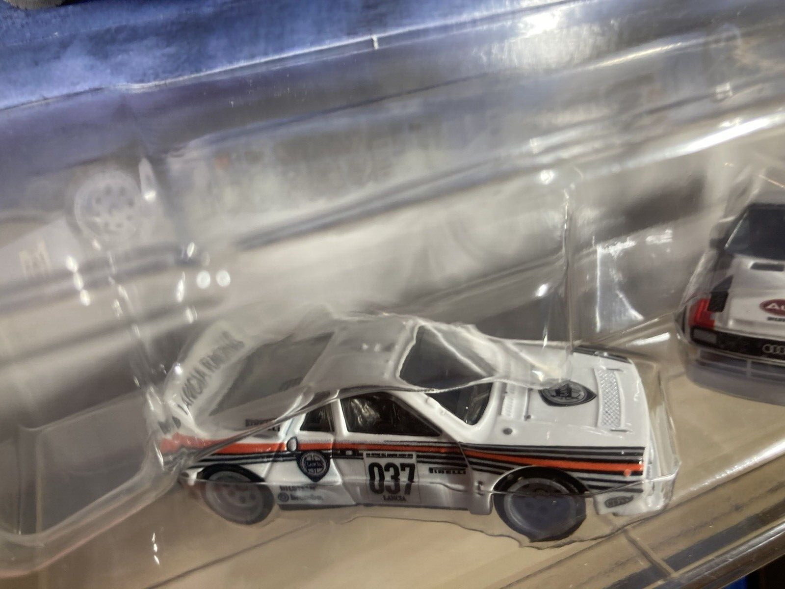 Hot wheels ’84 Audi Sport Quattro and Lancia Rally 037 2 car pack on Real Riders