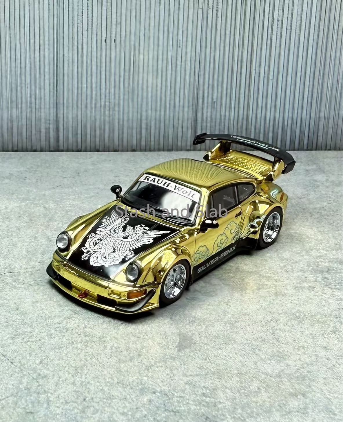 MOTORHELIX 1:64 RWB 964 Silver-Fenix Gold Chrome Toshikazu Nozaka Art 1299
