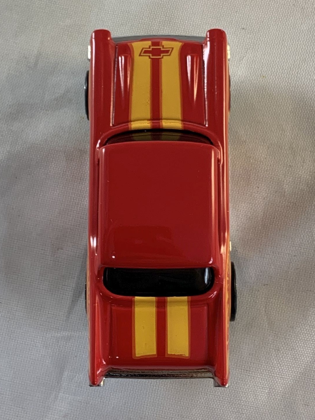 Hot Wheels 1957 Chevy 2013 HW Showroom Red MC5s