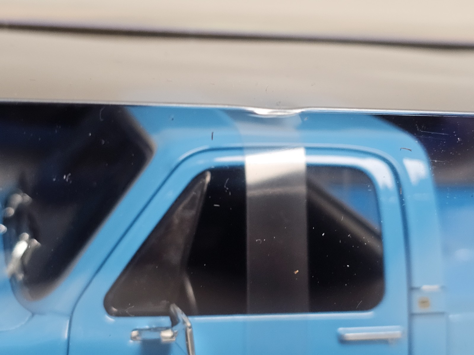 Maisto 1:18 1974 Chevrolet C10 Cheyenne Blue Black Pickup Truck NIB Costco SE