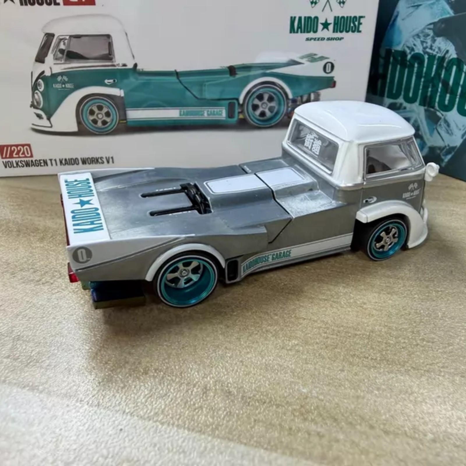 CHASE 1/64 Mini GT Kaido House 220 T1 Pickup Works V1 Raw Metal Blue Diecast Car
