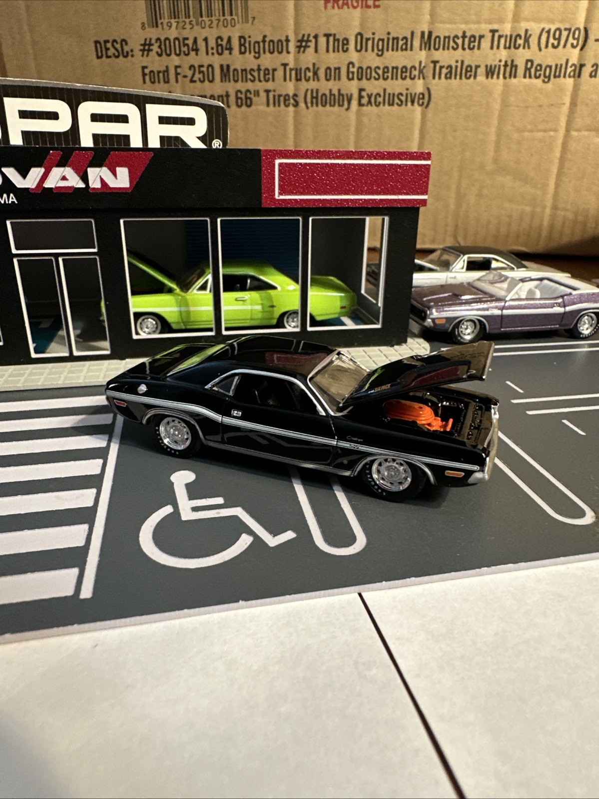 2025 Greenlight 1970 Dodge Challenger R/T 1/64 Adult Collectible Black Loose