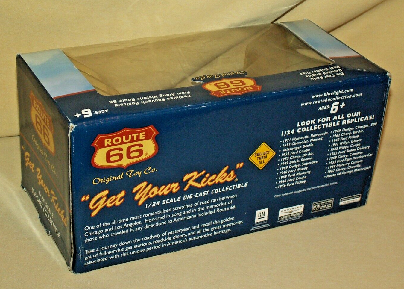 FORD ELGIN ROAD RACER 1933 BLUE LIGHT 1:24 ROUTE 66 DIE CAST BLACK CONVERTIBLE.