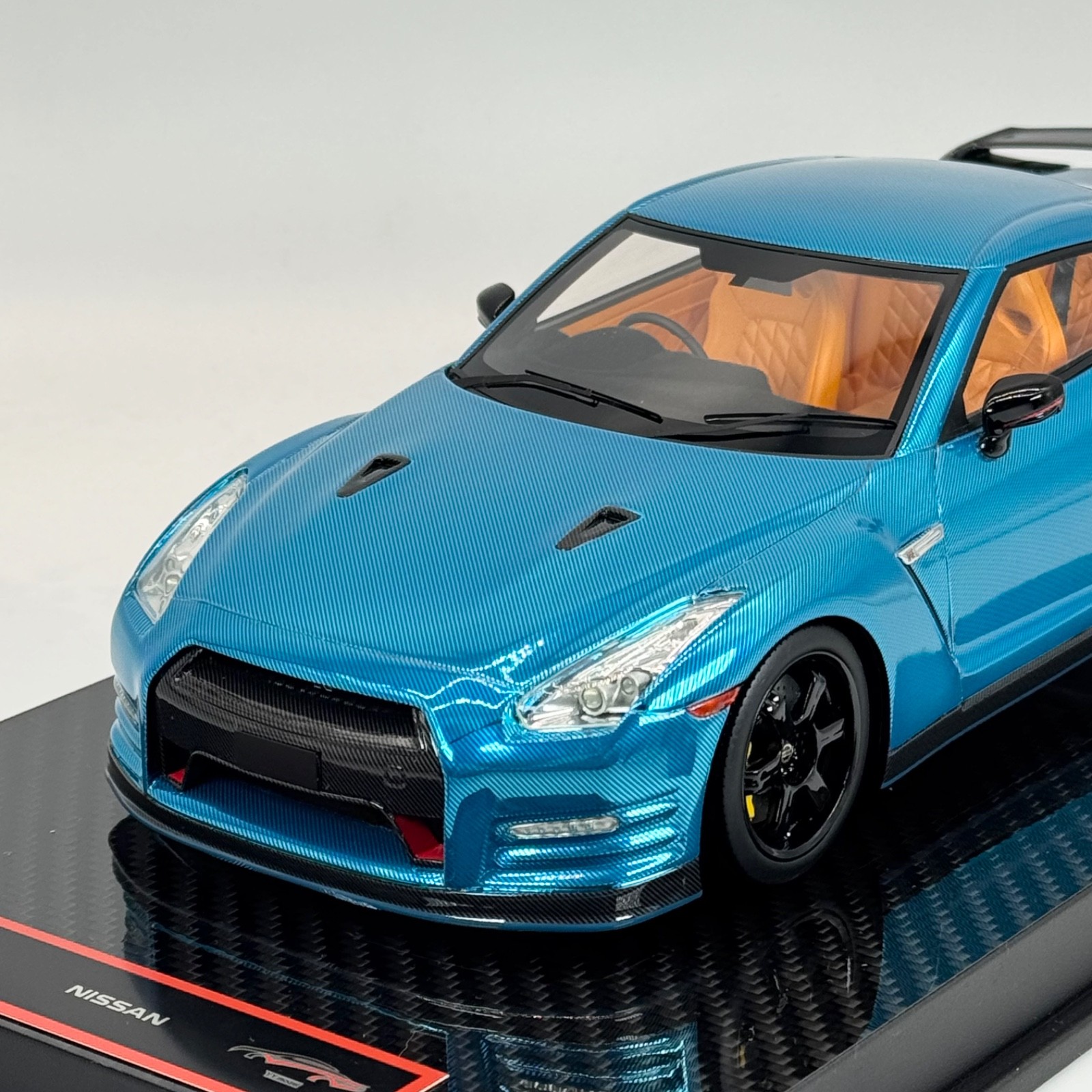 1/18 Nissan GT-R R35 Limited 9/19 [Full Carbon Blue] [YY Model ] No ivy autoart