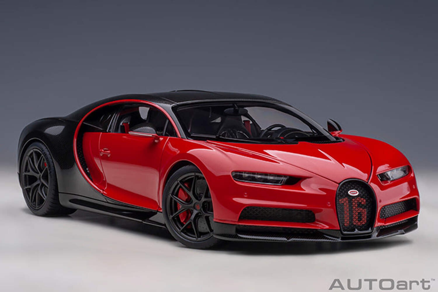 AUTOart 2019 Bugatti Chiron Sport Italian Red w/ Carbon Fiber 1:18 70996