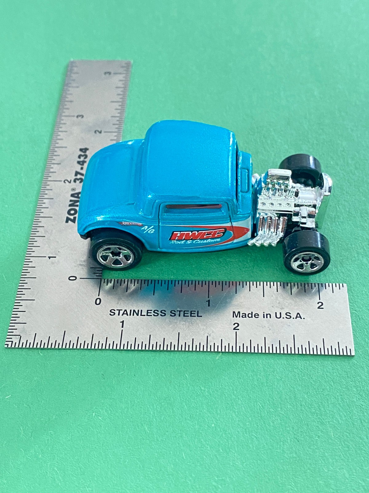 1997 Hot wheels ’32 Ford Chopped Custom Hot Rod Loose