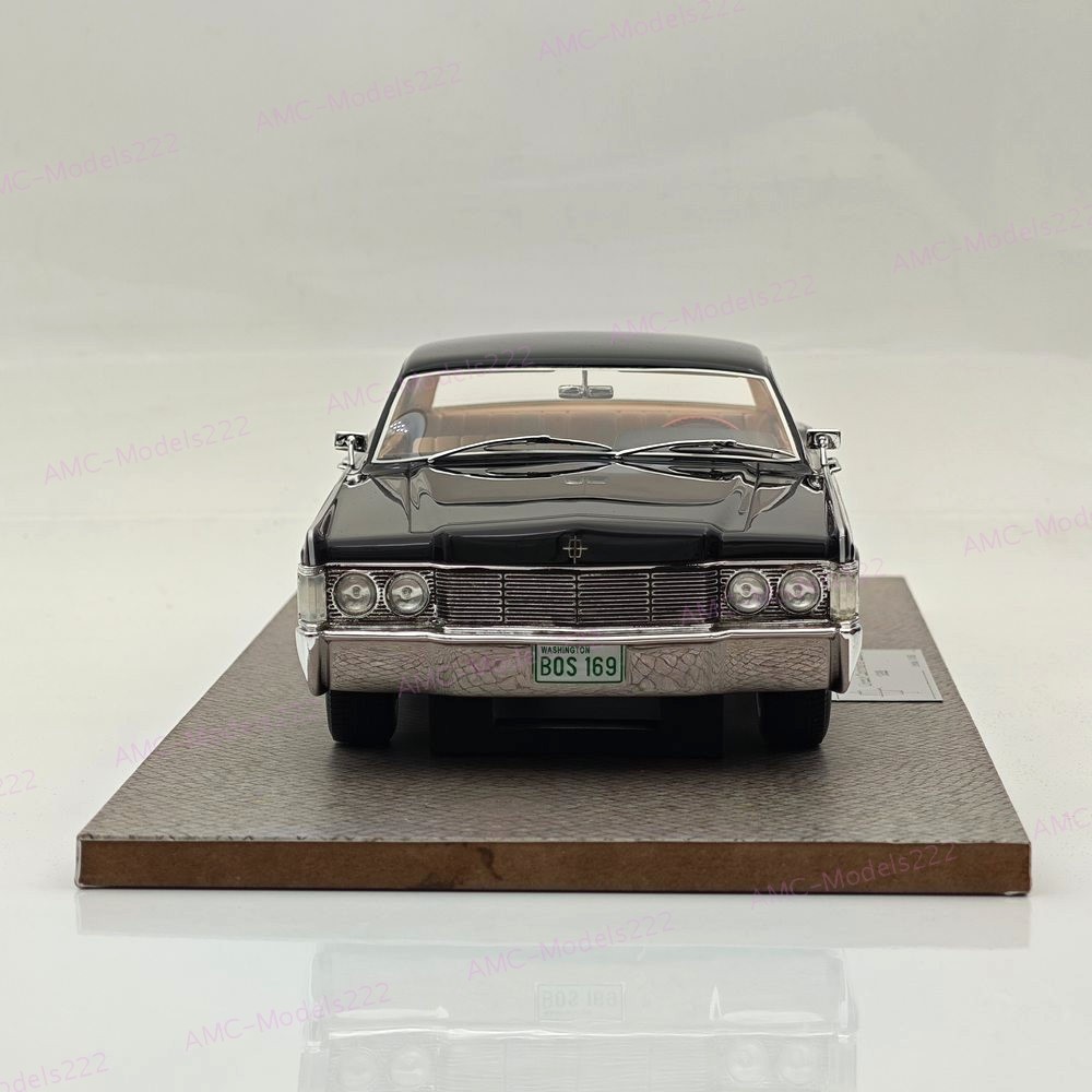 1/18 Lincoln Continental Sedan 1968 Resin Model Car Limited Collection Black