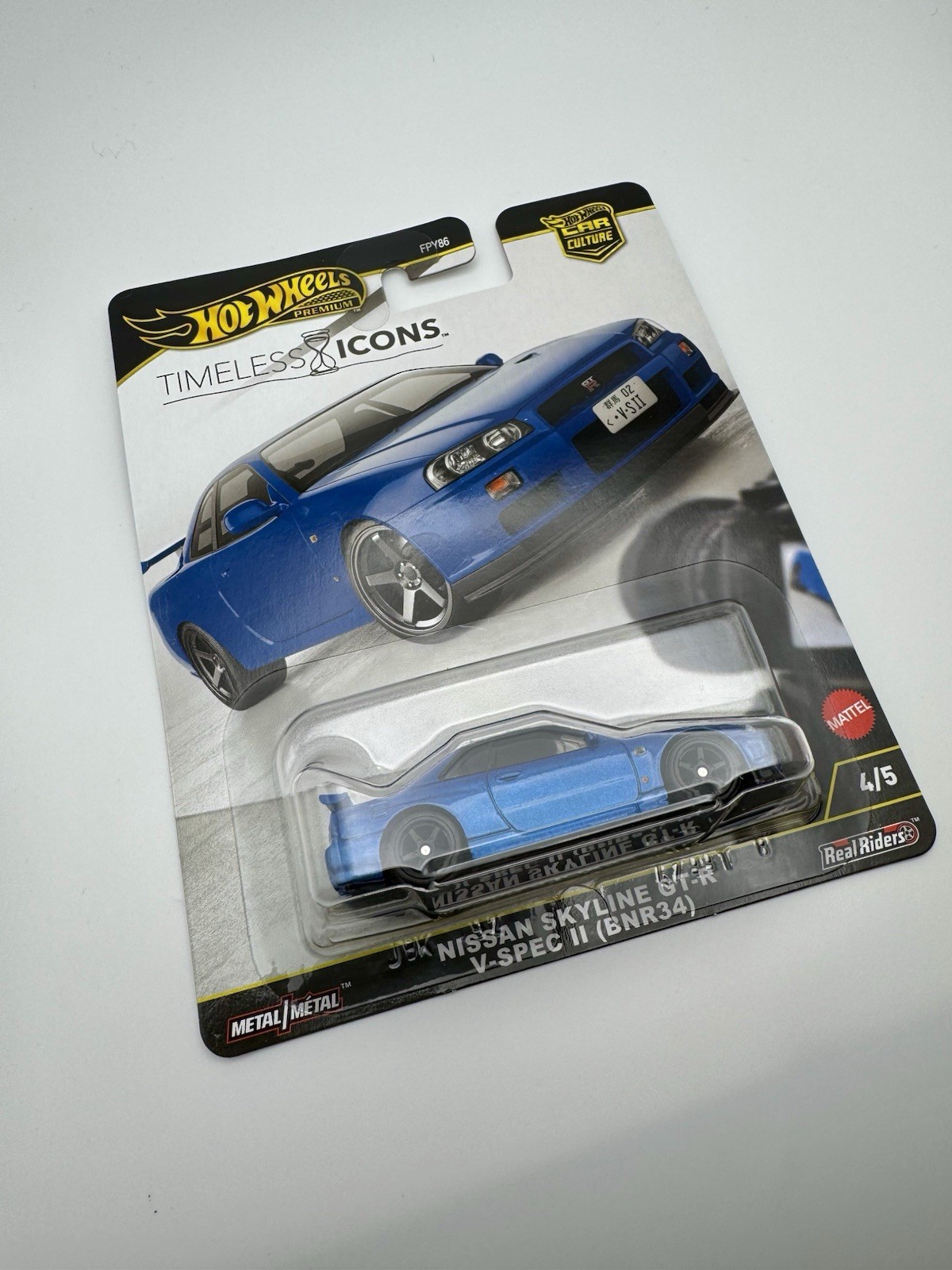 Hot Wheels Premium Timeless Icons V-Spec II Nissan Skyline GT-R BNR34 Blue