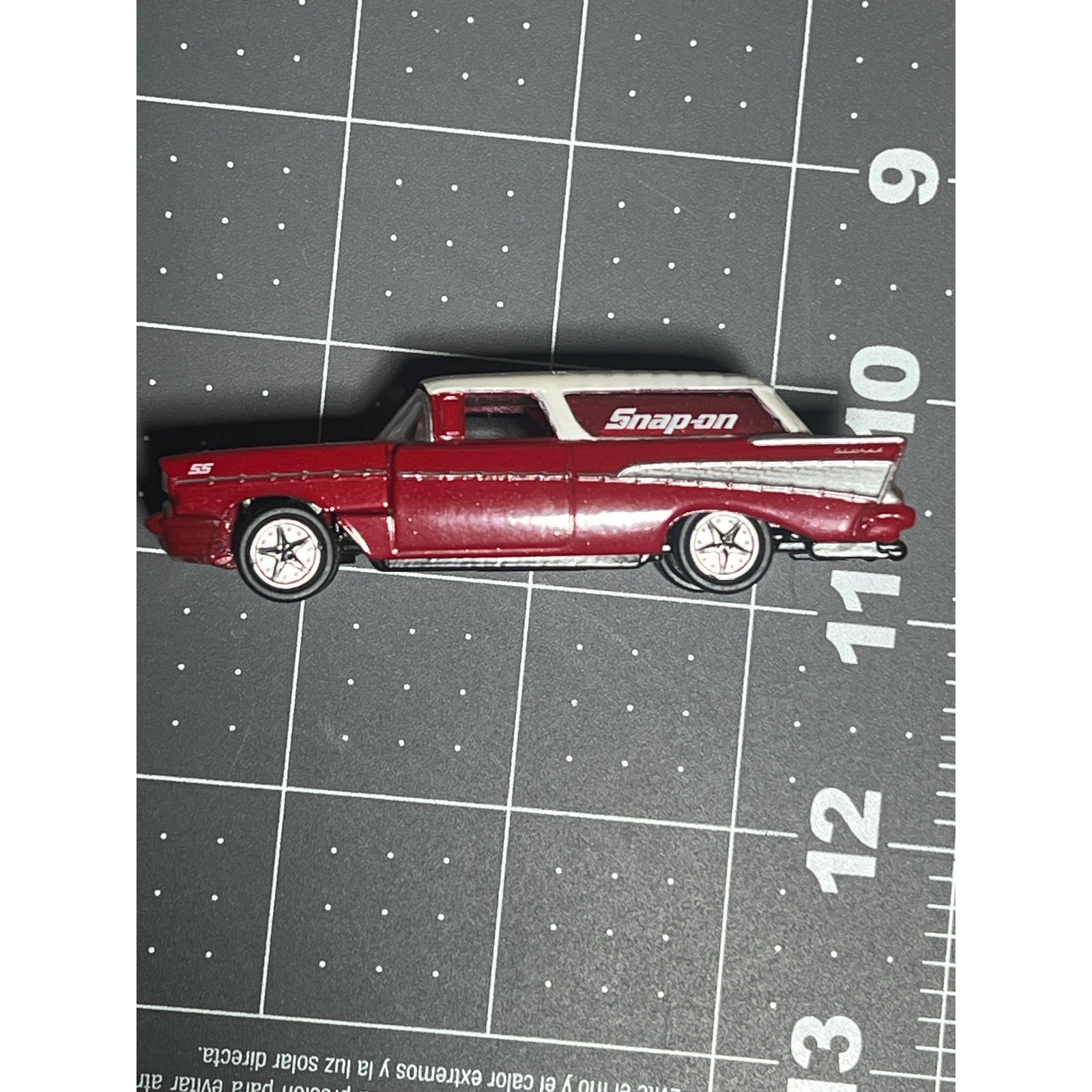 Snap-on Tools 1957 Chevy Nomad Diecast Car Red White 1/64 Scale Collectible