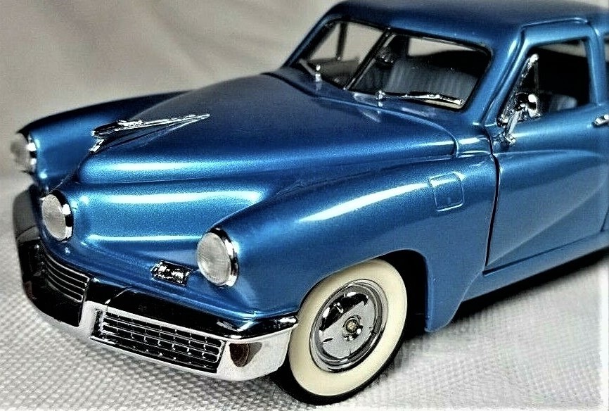 Tucker Built Vintage Classic Dream Concept 1:24 Promo Car Carousel TURQ Model