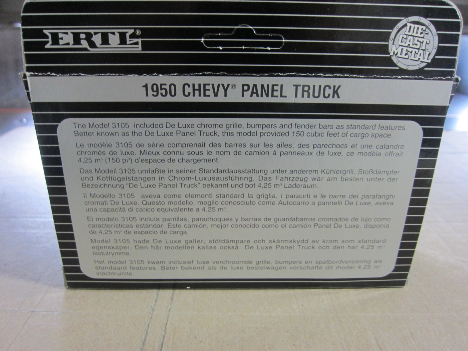 ERTL 1950 CHEVY PANEL TRUCK WRECKER CLASSIC VEHICLES 1/43 SCALE NEW 1993