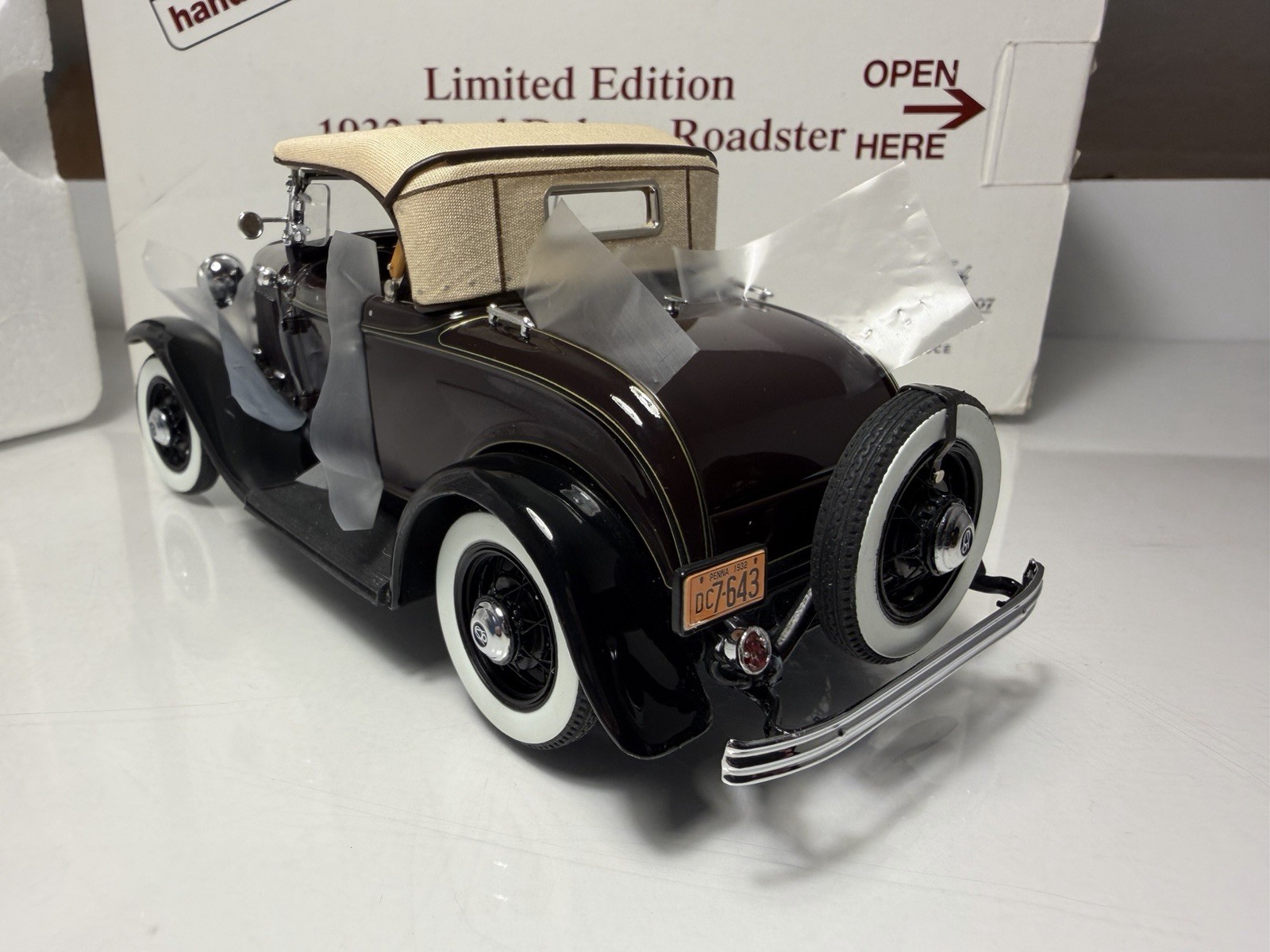 Danbury Mint 1932 Ford Deluxe Roadster *Extremely Rare LNIB L.E.