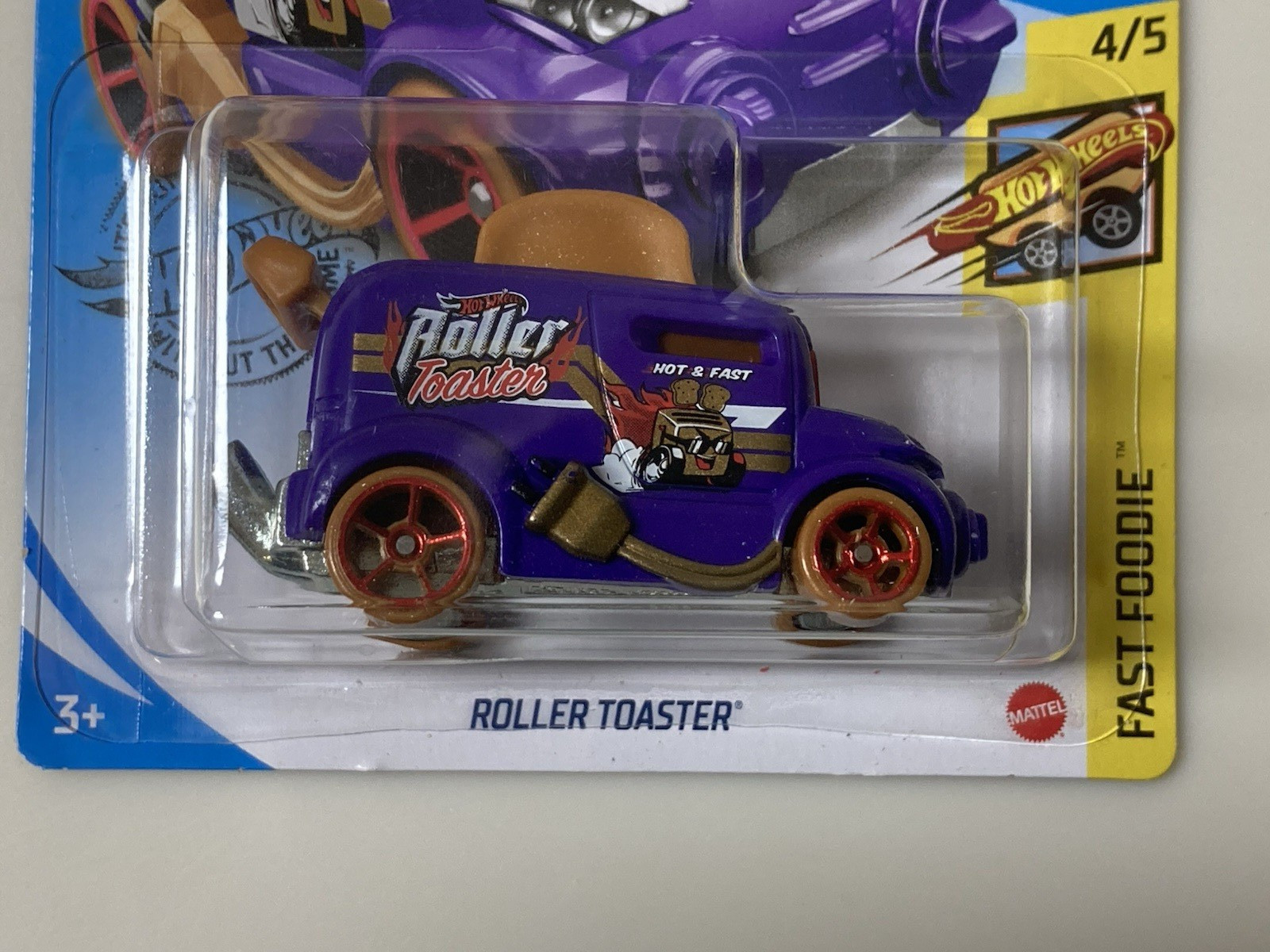 Hot Wheels Roller Toaster 39/250 Fast Foodie 4/5 Purple Special Feature Mattel