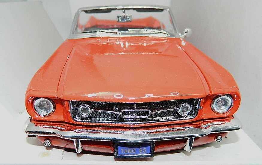 MIRA Golden Line 1965 FORD Mustang Metal Convertible Model Car Model & Box
