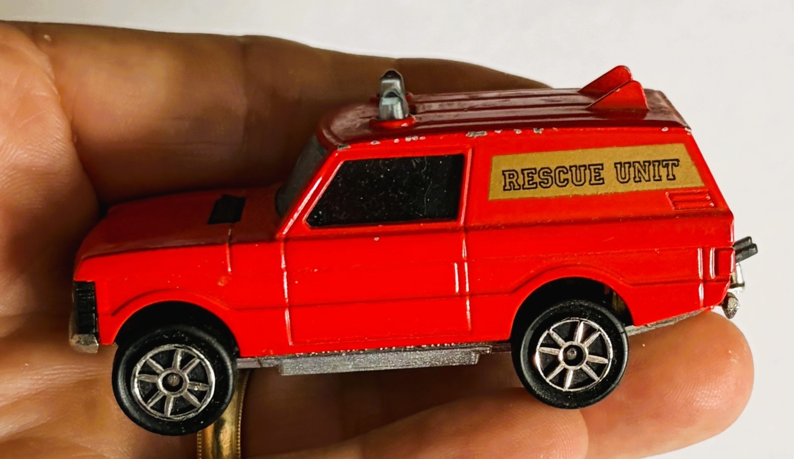 Majorette Range Rover, Jeep, Horse Trailer & Caravane Trailer LOT OF 4