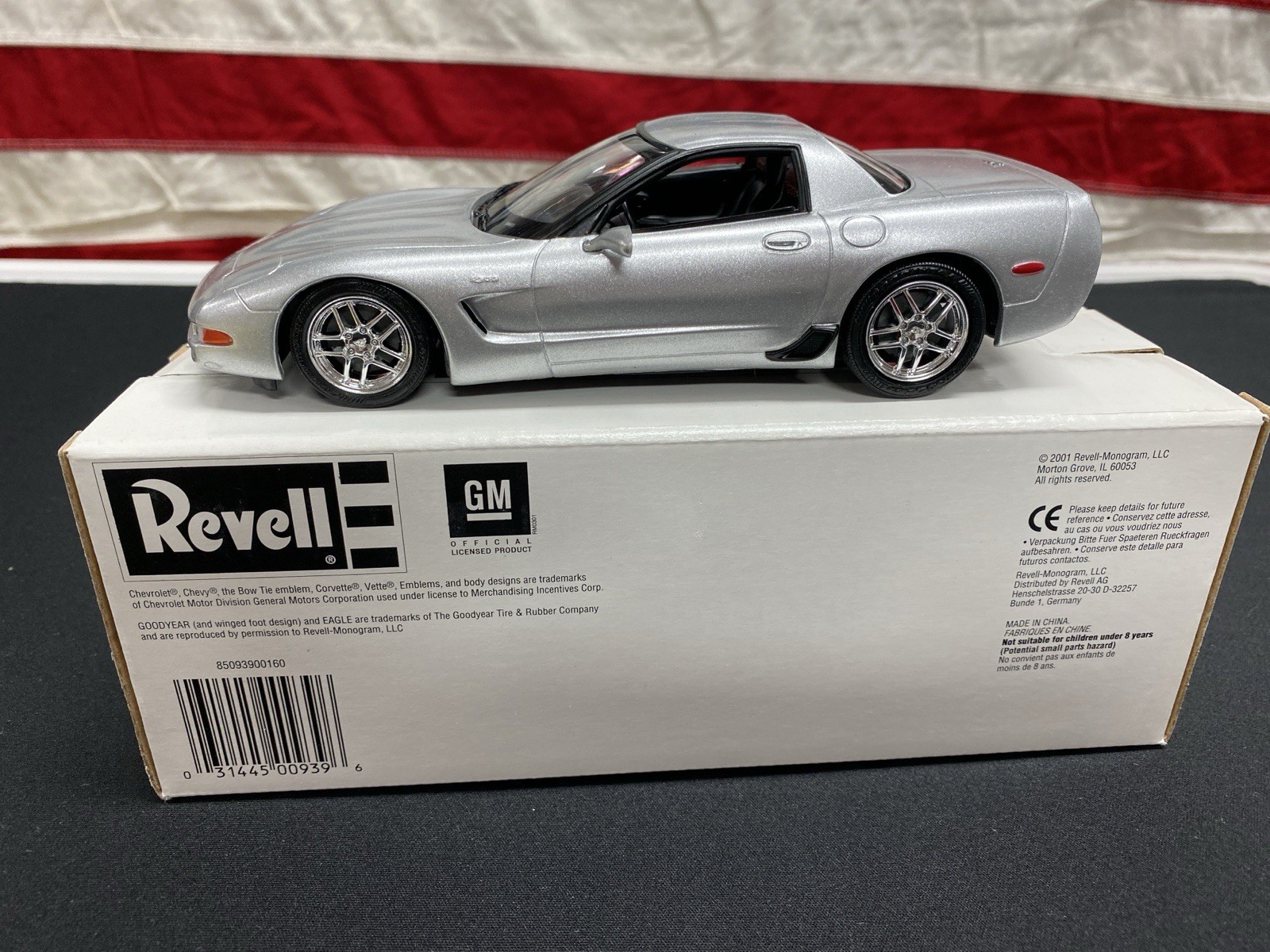 2002 Corvette Z06 Galaxy Silver Promo Model 1/25th Scale, New In Box