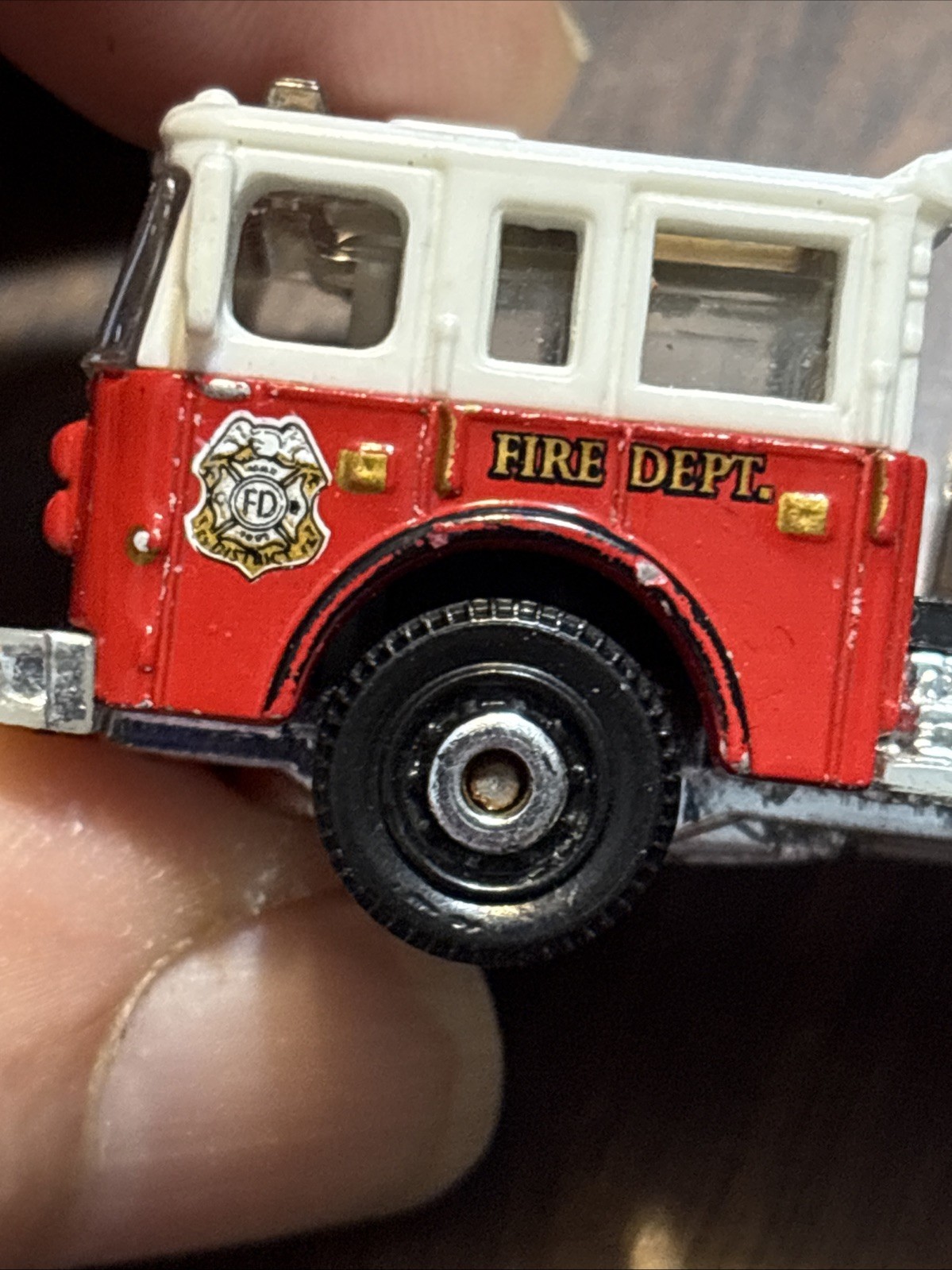 Matchbox: Pierce Dash Fire Engine. Red. MBX FIRE DEPT. . . B143