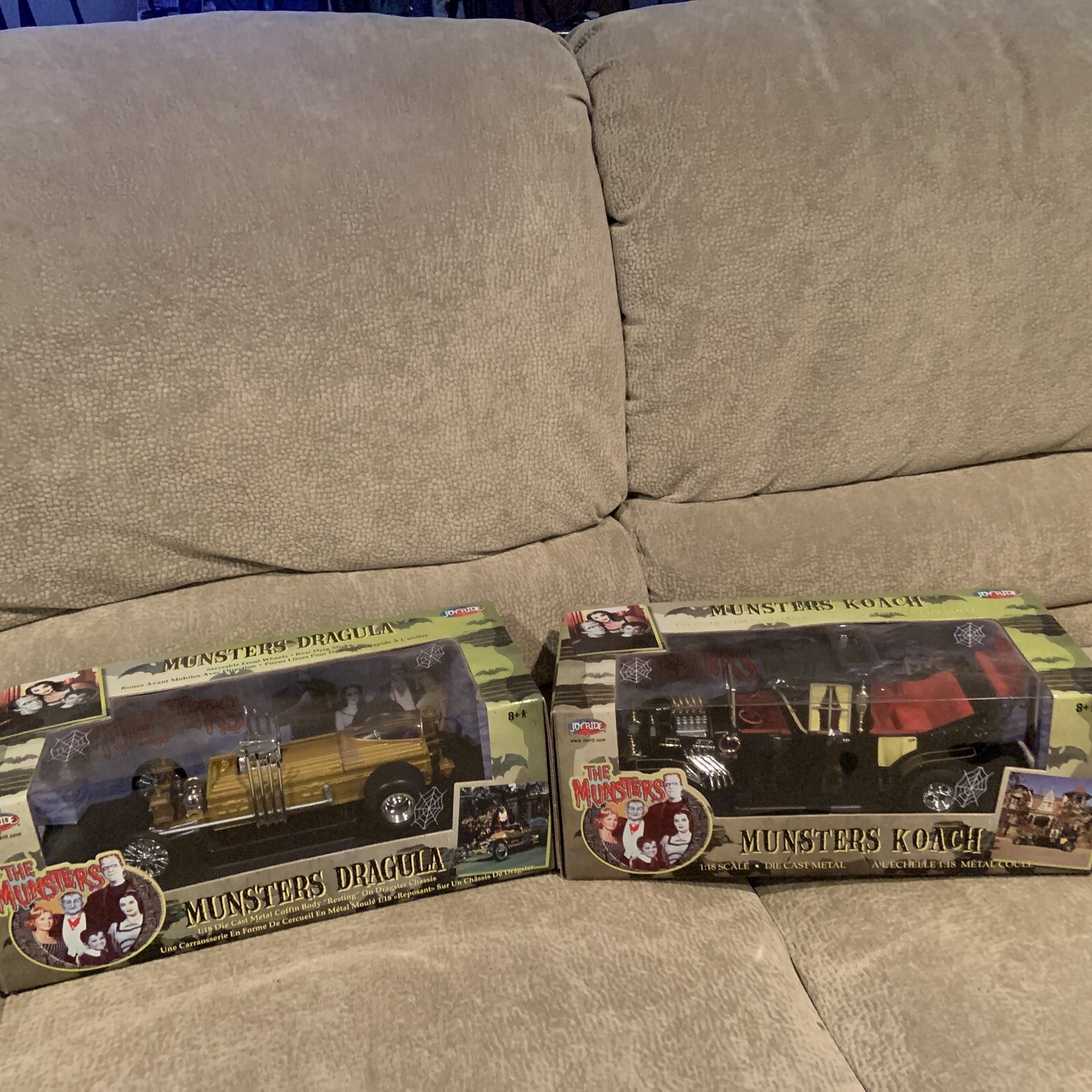 MUNSTERS DRAGULA 1:18 Scale Die Cast Metal RC2 JOYRIDE 2004 & JOYRIDE KOACH 2005