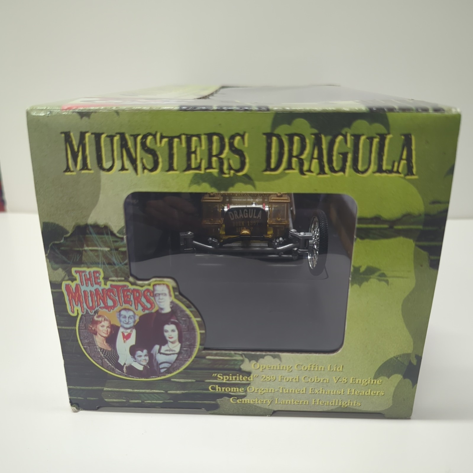 MUNSTERS DRAGULA 1:18 Scale Die Cast Metal RC2 JoyRide 2004 BRAND NEW in Box