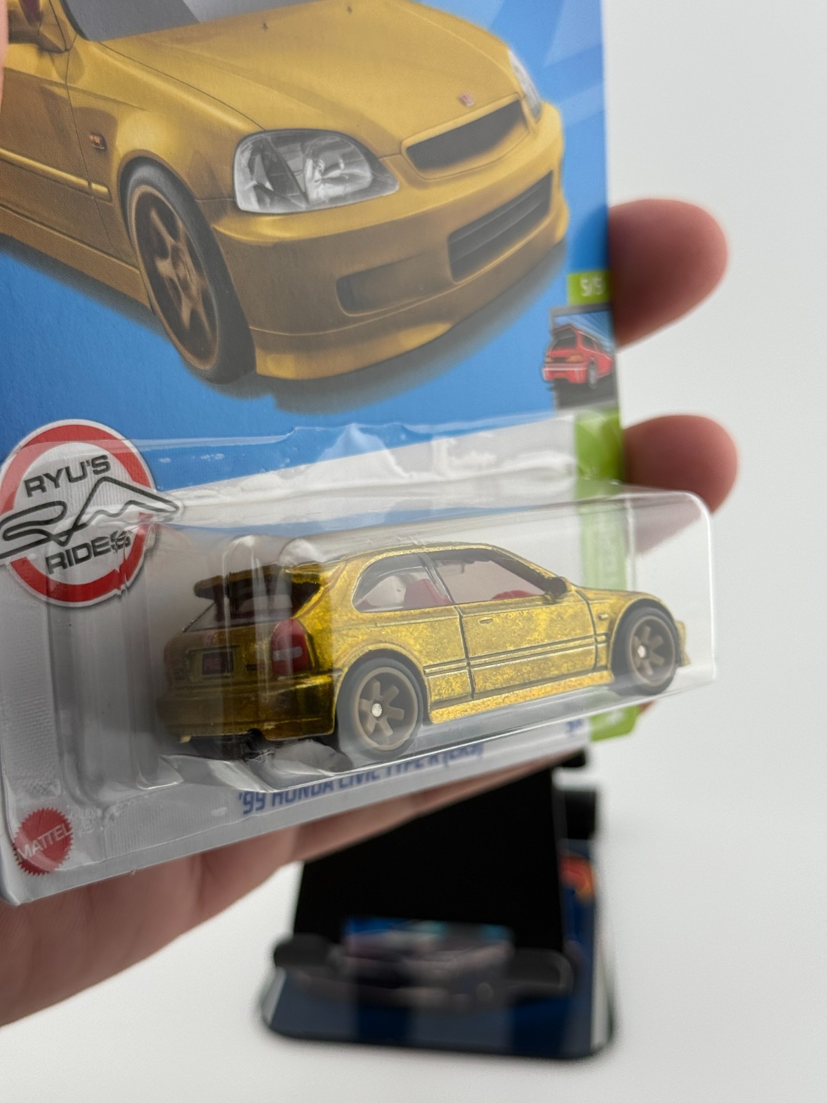 2022 Hot Wheels Super Treasure Hunt STH ’99 Honda Civic Type R EK9 Golden Nugget
