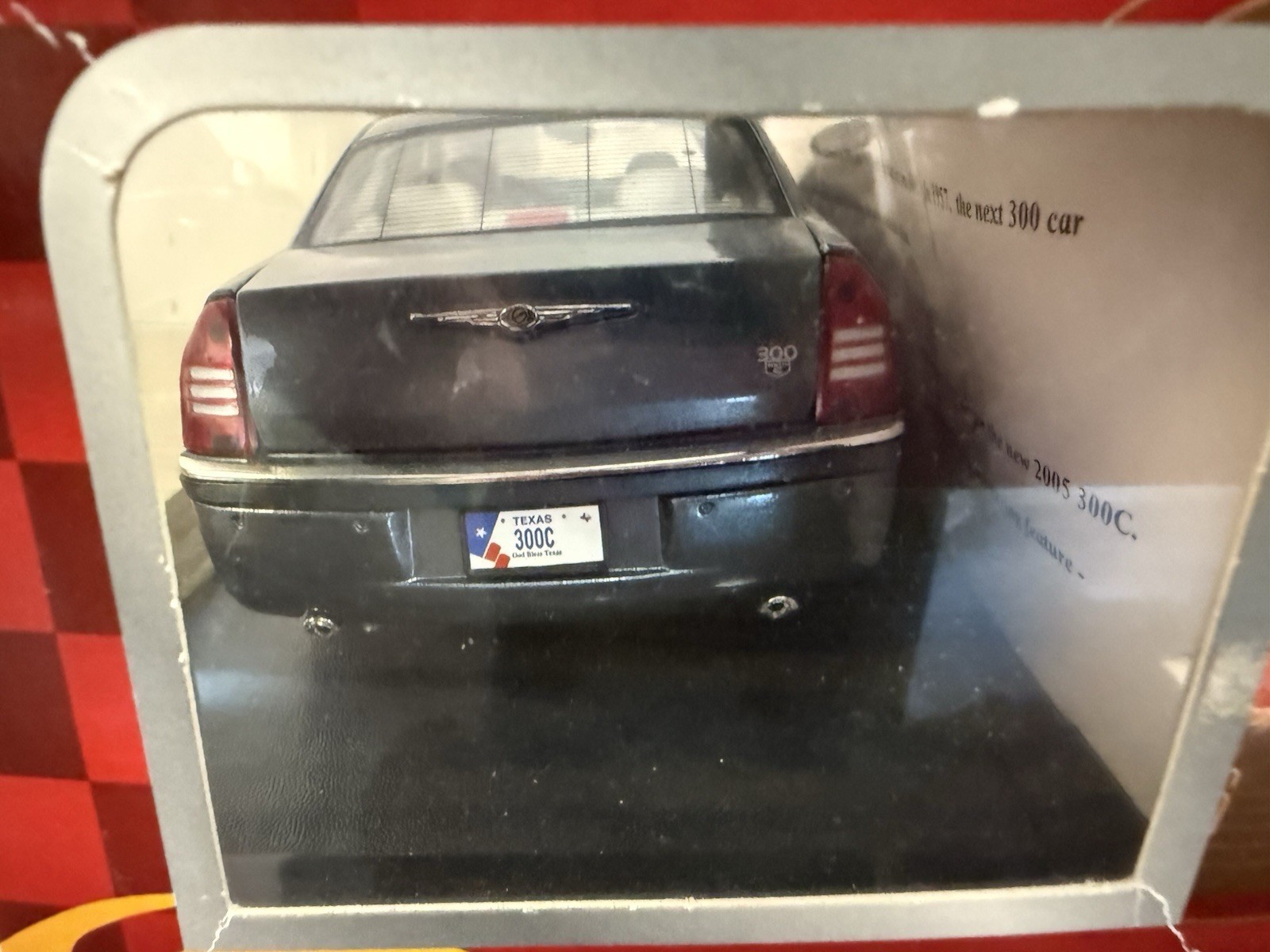1/18 American Graffiti 2005 Chrysler 300C Hemi Gray