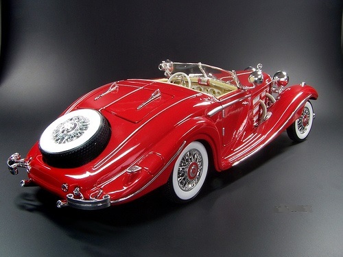 Mercedes Benz Classic Car1 18Vintage12Custom Built Metal Body24Race Model1930
